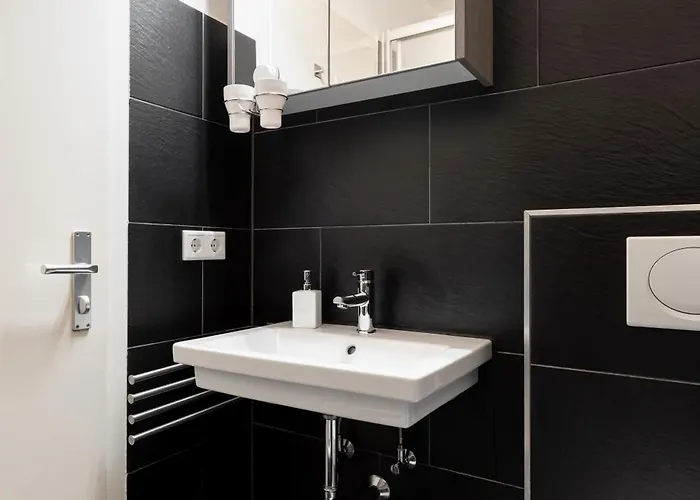 Global Living - Design I Terrace I Kitchen I Smart-tv I Parking Space I Μόναχο