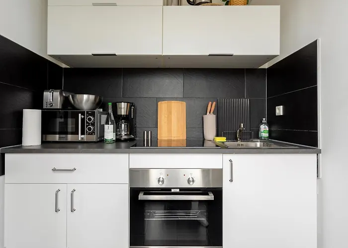 Lejlighed Global Living - Design I Terrace I Kitchen I Smart-tv I Parking Space I München