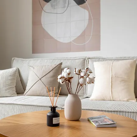 Global Living - Design I Terrace I Kitchen I Smart-tv I Parking Space I München