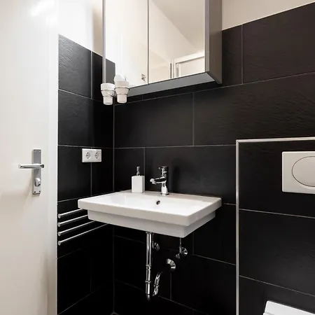 Global Living - Design I Terrace I Kitchen I Smart-tv I Parking Space I München