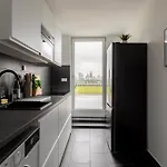 Apartment Global Living - Design I Terrace I Kitchen I Smart-tv I Parking Space I Munich