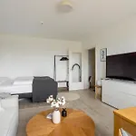 Apartment Global Living - Design I Terrace I Kitchen I Smart-tv I Parking Space I *