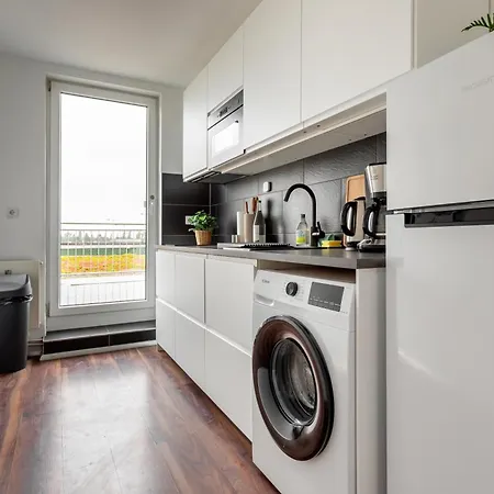 Global Living - Design I Terrace I Kitchen I Smart-tv I Parking Space I Munich