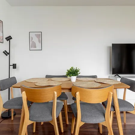 Global Living - Design I Terrace I Kitchen I Smart-tv I Parking Space I Apartment Munich