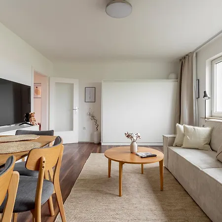 Global Living - Design I Terrace I Kitchen I Smart-tv I Parking Space I Munich