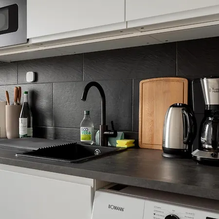 Global Living - Design I Terrace I Kitchen I Smart-tv I Parking Space I