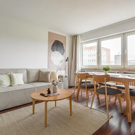 Apartment Global Living - Design I Terrace I Kitchen I Smart-tv I Parking Space I *