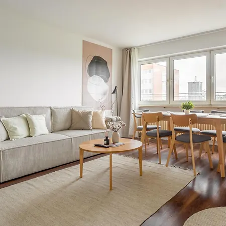 Global Living - Design I Terrace I Kitchen I Smart-tv I Parking Space I * Munich
