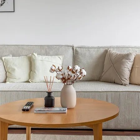Global Living - Design I Terrace I Kitchen I Smart-tv I Parking Space I Apartment *