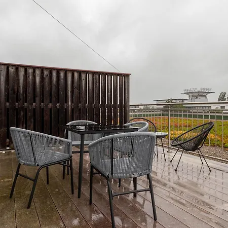 Global Living - Design I Terrace I Kitchen I Smart-tv I Parking Space I